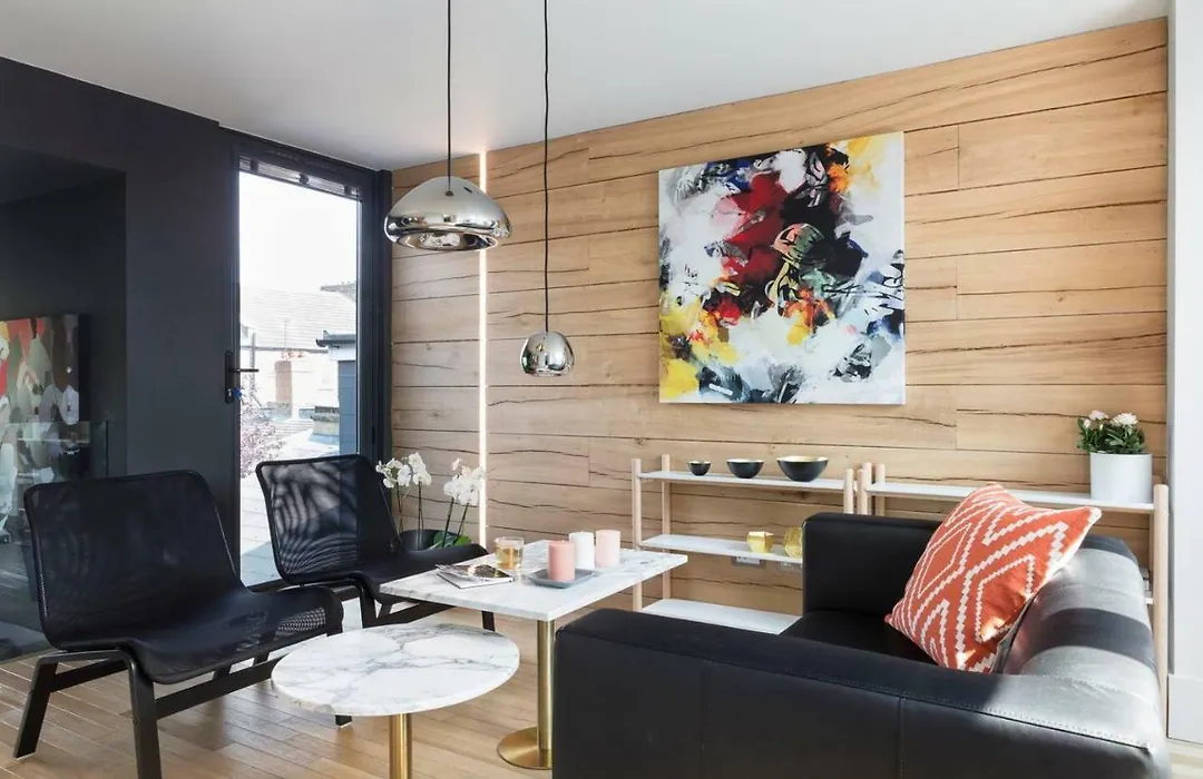 Contemporary Boutique Residence-1